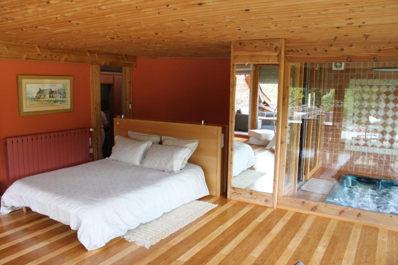 Une suite à la campagne Le Chambon-sur-Lignon Exterior foto