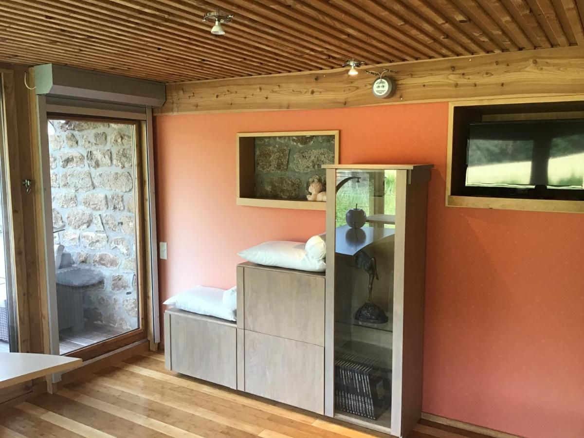 Une suite à la campagne Le Chambon-sur-Lignon Exterior foto